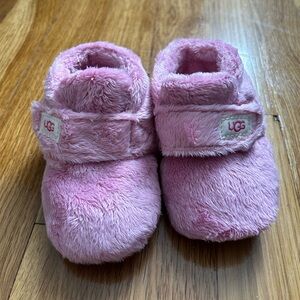 Ugg Baby Booties Size 4/5 Pink